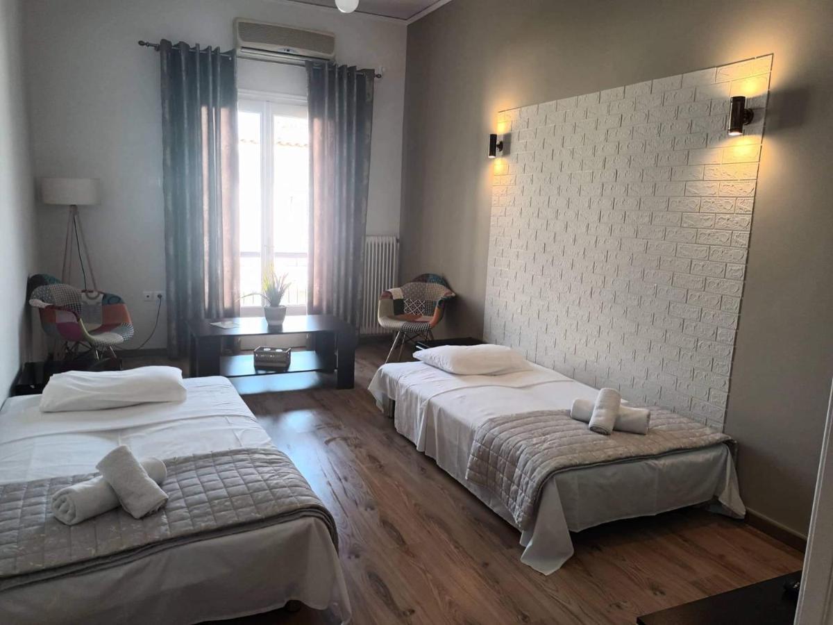 "Tsiftsis" City Apartments คิอาตอน ภายนอก รูปภาพ